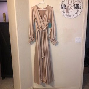 Maternity gown